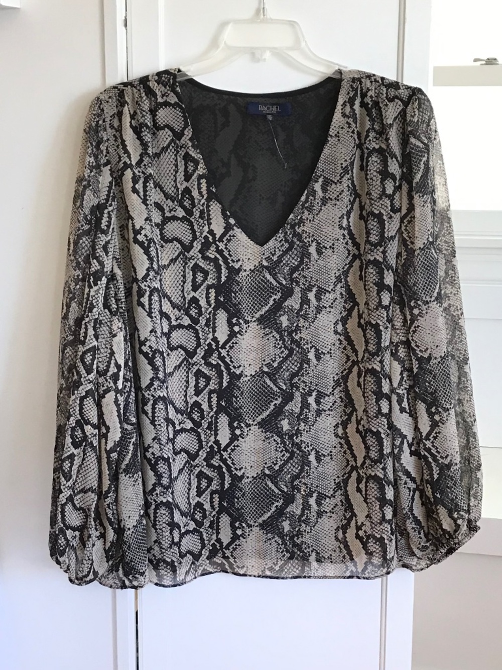 RACHEL RACHEL ROY Animal Print Metallic V-Neck Blouse Women’s Plus Size 3X NWT